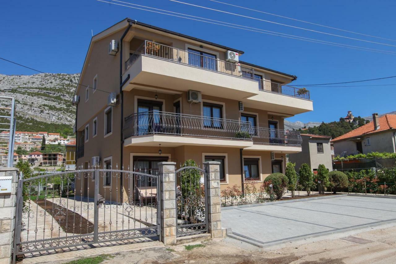 Luxury Apartments Tasa Trebinje Esterno foto